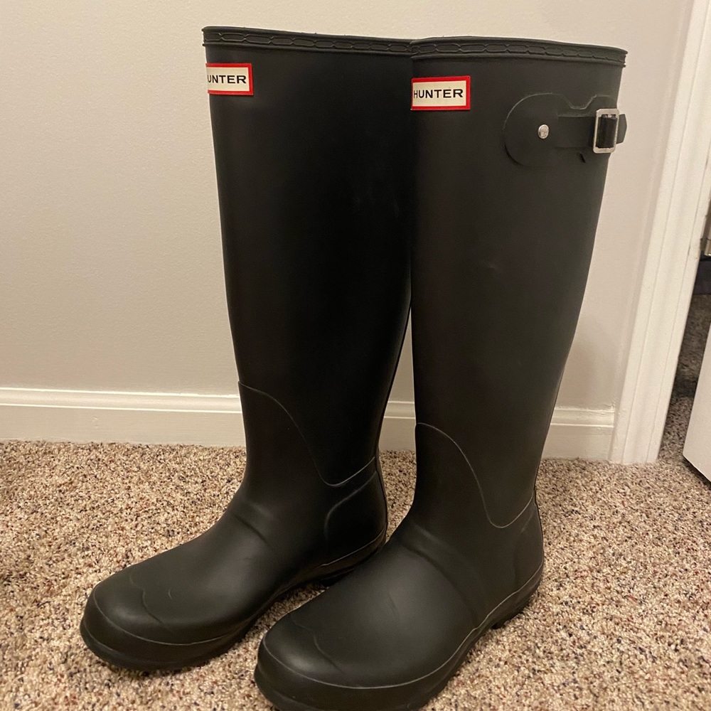 Hunter Boots! (rain/snow)